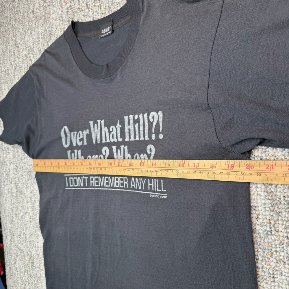 Vintage Shirt Mens Large Over What Hill?! Where? When? I Don't Remember Any Hill - Picture 6 of 10